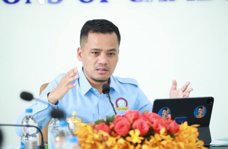 ឯកឧត្តម ស សុខា ប្រតិកម្មរឿងបុរសជួយលើកម៉ូតូជនរងគ្រោះក្នុងករណីគ្រោះថ្នាក់ចរាចរណ៍លើស្ពានជ្រោយចង្វារ…