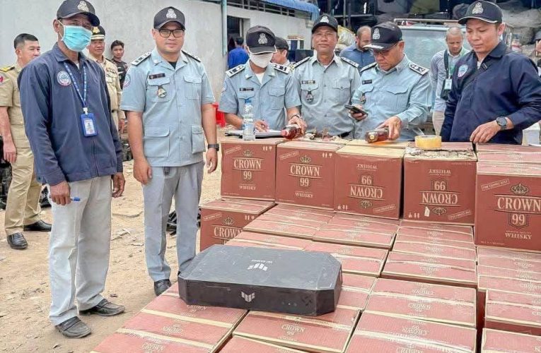 សមត្ថកិច្ចជំនាញ ឆ្មក់ចូលបង្រ្កាបទីតាំងផលិតស្រាក្លែងក្លាយមួយកន្លែងនៅខណ្ឌច្បារអំពៅ